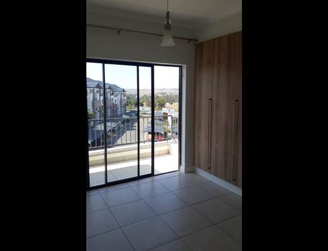 1 BEDROOM PROPERTY TO RENT IN LINBRO PARK